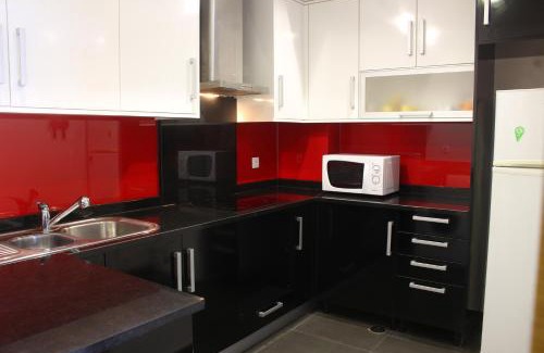 Fatima Apartment | Discover Casa da Dona Palmira: Family-Friendly Retreat