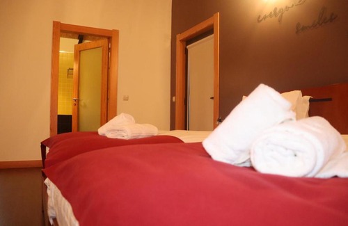 Sao Tiaguinho House | Pet-Friendly Casa da Escola: Guest Rated 9.6/10