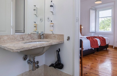 Santa Maria e Sao Miguel House | Guest Rated 10/10: Casa da Estefânea with Online Check-in