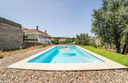 Praia do Ribatejo House | Casa da Figueira - Relax by the Pool with Ocean Views