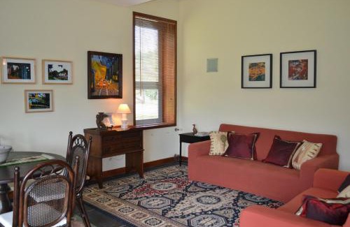 Povoa de Lanhoso House | Discover Casa da Figueira: Family-Friendly Getaway