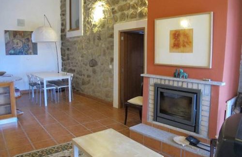 Gouveia House | Family-Friendly Retreat at Casa da Fonte Awaits You
