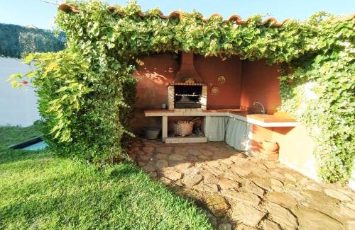 Tomino House | Relaxing Retreat at Casa da Glicia with Private Pool
