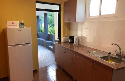 Arco de Sao Jorge House | Charming Casa da Igreja: Pet-Friendly Oceanfront Getaway