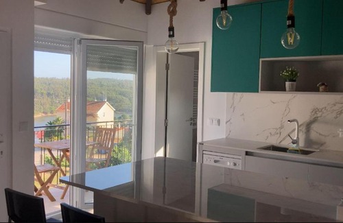 Santa Comba Dao House | Family-Friendly Stay at Casa da Ilha Granjal Treixedo