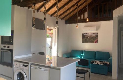 Santa Comba Dao House | Family-Friendly Stay at Casa da Ilha Granjal Treixedo