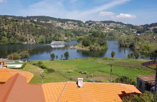 Castelo de Paiva House | Oceanfront Bliss at Casa da Ilha - Guest Rated 10/10