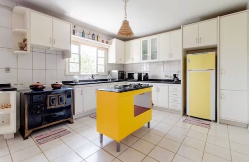 Arroio House | Ideal Family Retreat at Casa da Lagoa - Pet Friendly Stay