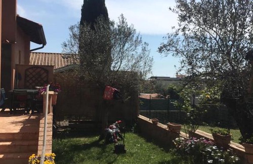 Cesano House | Family-Friendly Casa da Ligia with Kitchen Amenities