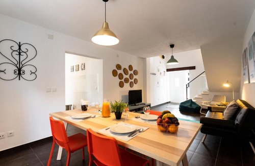 Ericeira House | Explore Casa da Mó - Santo Isidoro: Rated 9.8/10!