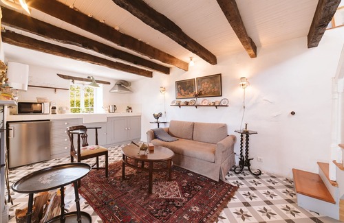 Lombada Velha House | Guest Rated: Casa da Muda Cottage II with Ocean View & Pool