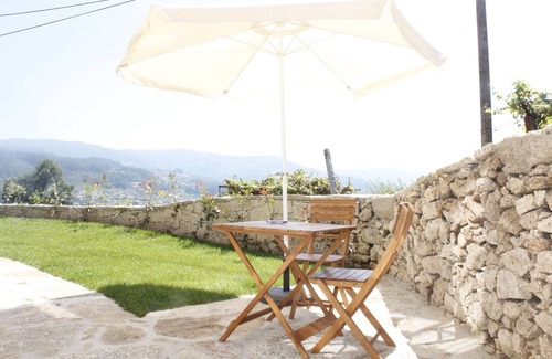 Macieira de Cambra Apartment | Discover Casa da Nininha: Your Gateway to Portuguese Switzerland
