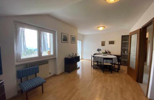 Baselga di Pine Apartment | Pet-Friendly Casa da Nonno Clode: 4-Star Retreat Awaits