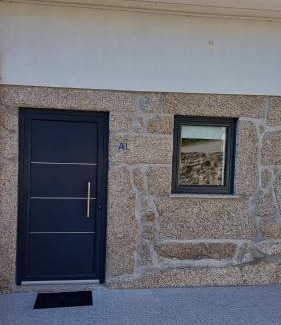 Seia House | Visit Casa da Póvoa: 4-Star Stay with Family-Friendly Dining