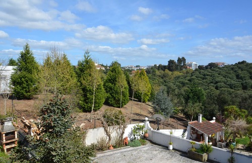 Leiria Villa | Experience Comfort and Simplicity at Casa da Palmeira