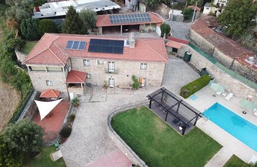 Barcelos House | Relax at Casa da Pousada - 4-Star Oceanfront Retreat