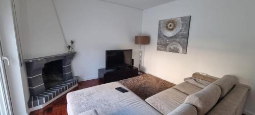 Sao Joao da Madeira Apartment | Discover Casa da Praça: Family-Friendly Getaway with Top Ratings