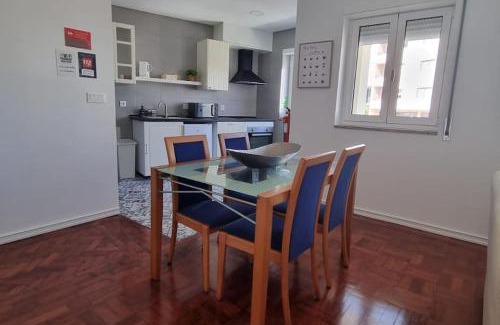Sao Joao da Madeira Apartment | Inviting Casa da Praça 2 - Family-Friendly Stay, Rated 9/10