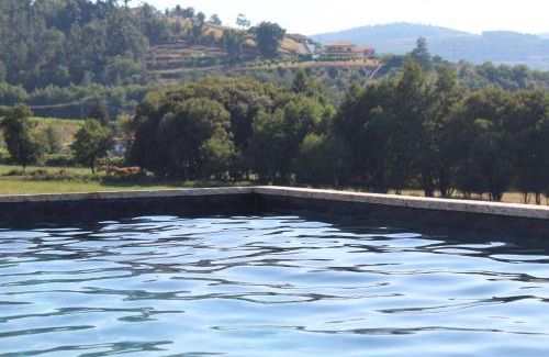 Fontoura House | Beautiful Casa da Quinta do Cruzeiro with Oceanfront Pool
