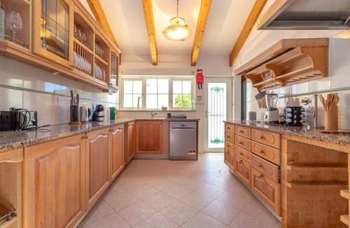 Poco Partido Villa | Discover Casa da Saudade: Poolside Retreat Near Beach