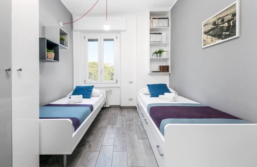 Crescenzago Apartment | Discover Casa da Suite Martesana: Family-Friendly Retreat