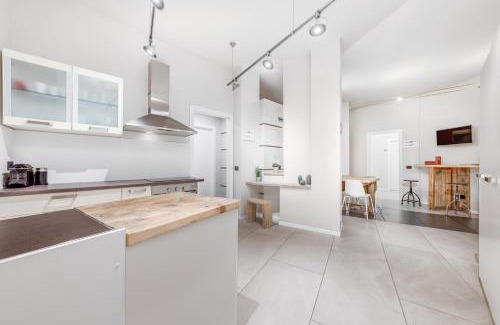 Zona Zara Apartment | Discover Casa da Suite Splendida: Family-Friendly Retreat