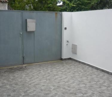 Gois House | Welcoming Casa da Terra: Pet-Friendly & Highly Rated Stay