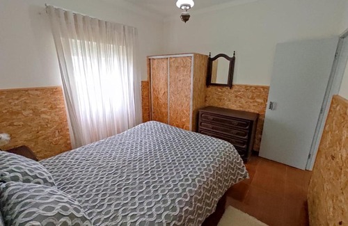 Famalicao House | Pet and Child-Friendly Stay at Casa da Tia Maria