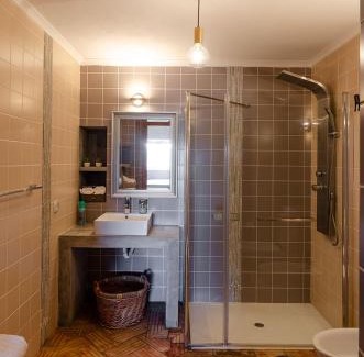 Corte do Pinto House | Family-Friendly Retreat at Casa da Torre - Rated 9/10!