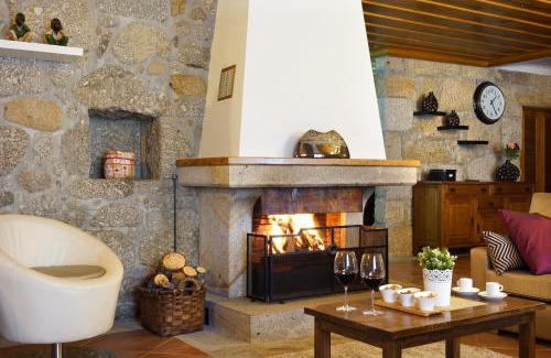 Pico House | Exceptional Casa da Torre: Oceanfront Escape with Pool