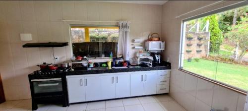 Vitor Hugo House | Discover Casa Amarela: Duplex with 3 Suites near Pedra Azul