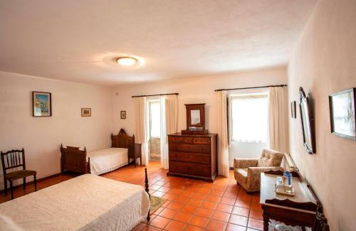 Ponte de Lima Bed & Breakfast | Relaxing Stay at Casa da Várzea with Pool & Ocean View