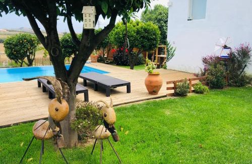 Torres Vedras House | Oceanfront Casa Da Várzea: Pet Friendly with Pool Access
