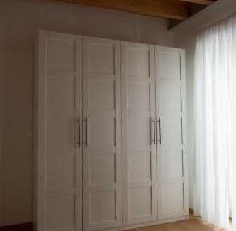 Lovere Old Town Apartment | Discover Casa Dagu: Family-Friendly Getaway Awaits