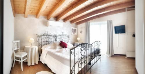 Colombare Apartment | Exceptional Casa Danema: Family-Friendly Getaway Awaits