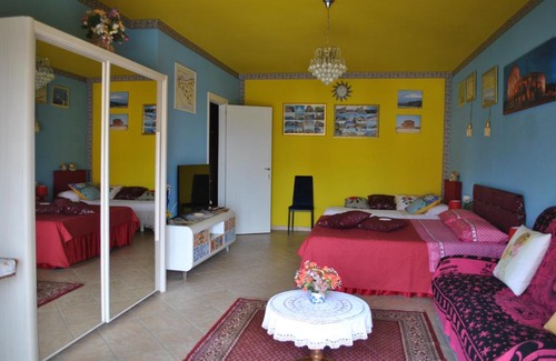 Santa Teresa di Riva Apartment | Casa Dani: Beachside Retreat with 9/10 Guest Rating