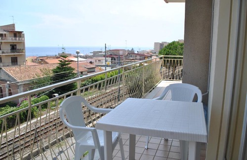 Santa Teresa di Riva Apartment | Casa Dani: Beachside Retreat with 9/10 Guest Rating