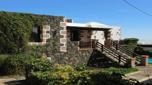 La Asomada House | Discover Casa Daniela: 4-Star Family-Friendly Retreat