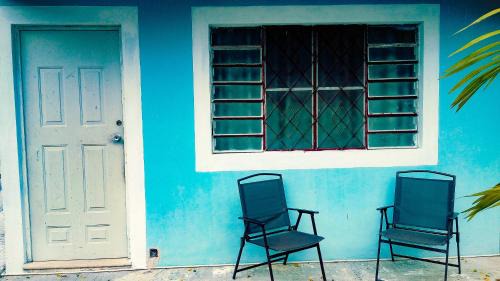 Chichen Itza - Valladolid House | Cozy Casa Daniels Guesthouse with Oceanfront Pool Access