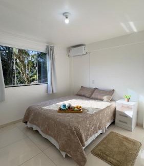 Piratuba House | Relax at Casa das Bromélias with Nature and Hot Tub Access