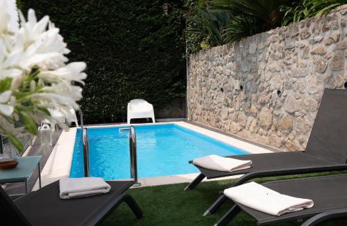 Caldelas House | Relaxing Oceanfront Stay at Casa das Caldas with Pool