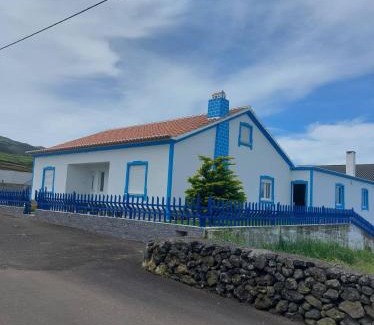 Altares House | Unforgettable Ocean View Stay at Casa das Cales - Grande