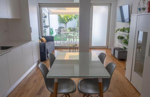 Aveiro Apartment | Delightful Casa das Falcoeiras with Private Patio & Garden