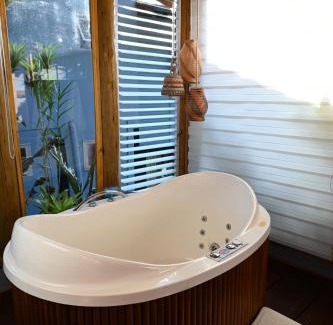Lavras Novas House | Experience Casa das Flores - Lavras Novas with Hot Tub