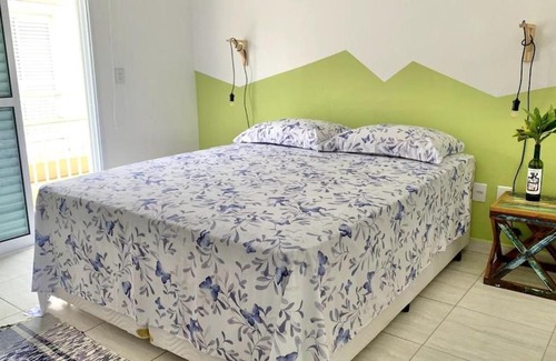 Vila Clais House | Relax at Casa das Marés: 9.8 Rated, Steps from Praia da Enseada