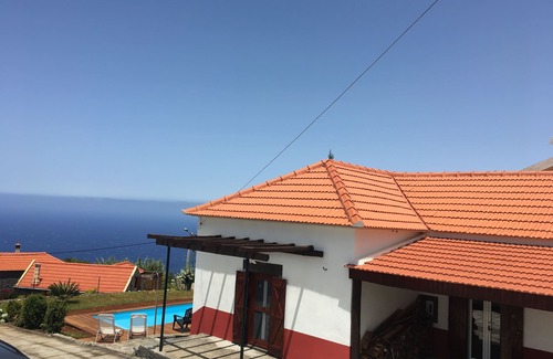 Lombada Velha House | Relaxing Casa das Marias with Private Heated Pool & Ocean Views