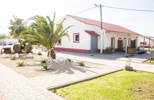 Palhais Cabin | Family-Friendly Stay at Casa das Pipas #3 for Unforgettable Memories