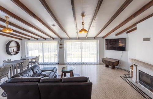 Castelo House | Oceanfront Retreat at Casa das Vinhas - Rated 9.5/10