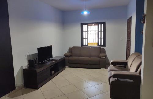 Campos Eliseos House | Spacious Casa 2 Andares - Family-Friendly in Resende/RJ