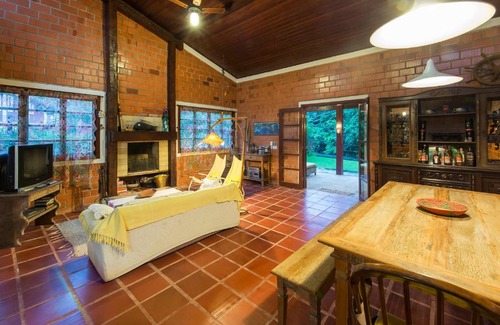 Praia do Pauba House | Family-Friendly Casa de 4 Quartos in Paúba, Rated 9/10